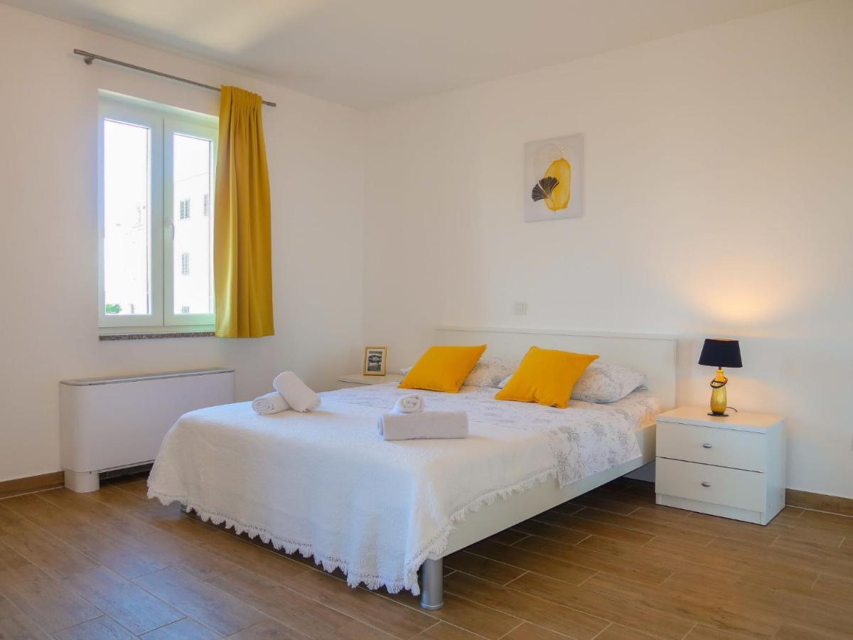 Marija - Vrb100 By Interhome *